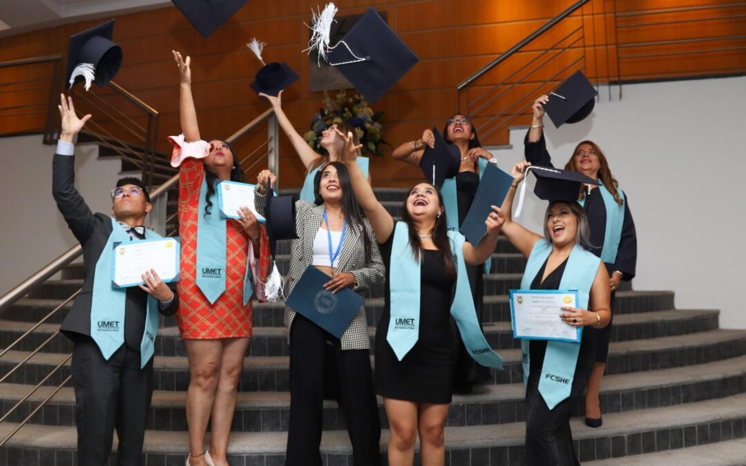 La Fundaci N Metropolitana Felicita A Los Nuevos Graduados De